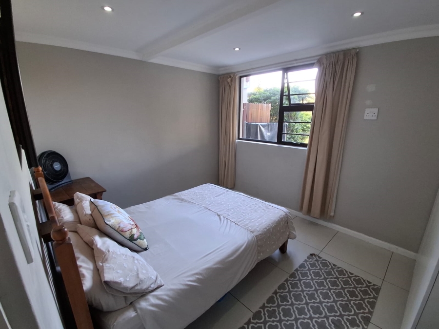 5 Bedroom Property for Sale in Nahoon Eastern Cape
